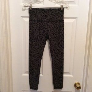 Athleta Leggings SP Gray Black Animal Print